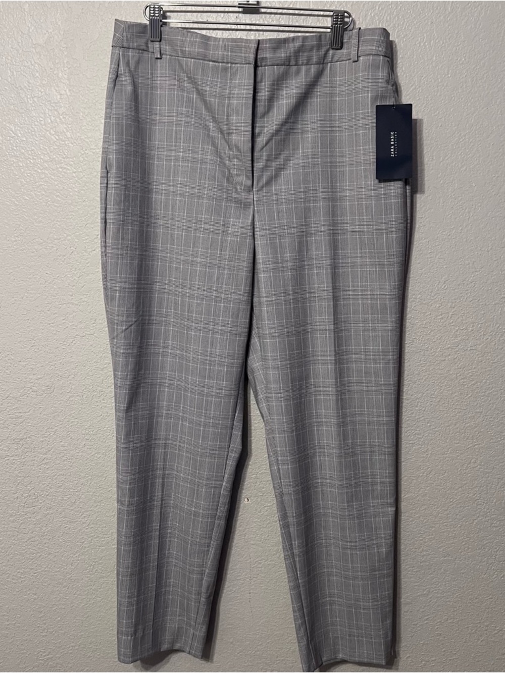 ZARA Gray Plaid Ankle Pants